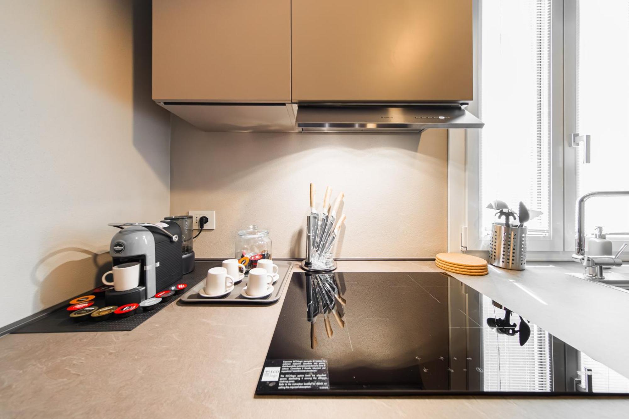 Macan Apartament Double Suite โบโลญญา ภายนอก รูปภาพ